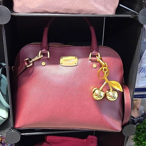 Michael KORS Satchel NWOT NO CALLOUTS - Picture 1 of 7